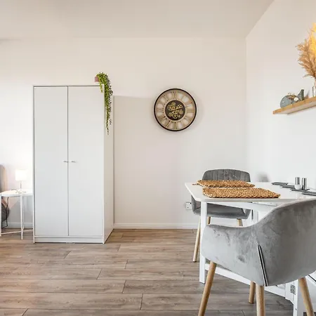 Strandblick - Liebevoll, Wassernah Mit Netflix Apartment *