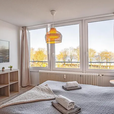 Strandblick - Liebevoll, Wassernah Mit Netflix * Eckernförde