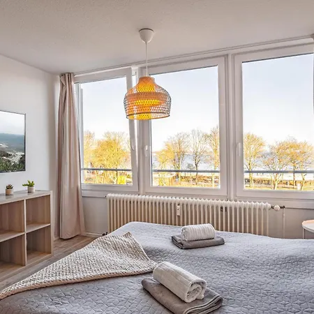 Strandblick - Liebevoll, Wassernah Mit Netflix Lejlighed